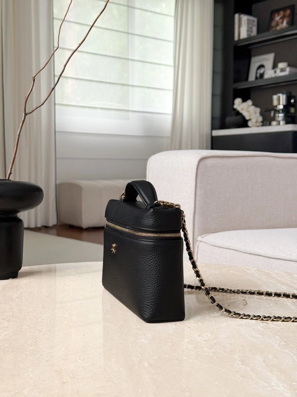 CHANEL Vanity with chain Black Grained Calfskin - image 4