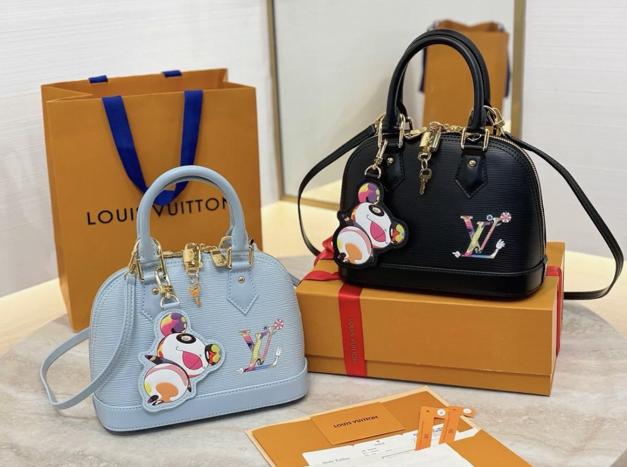 LV X TM Alma BB M14197 - image 8