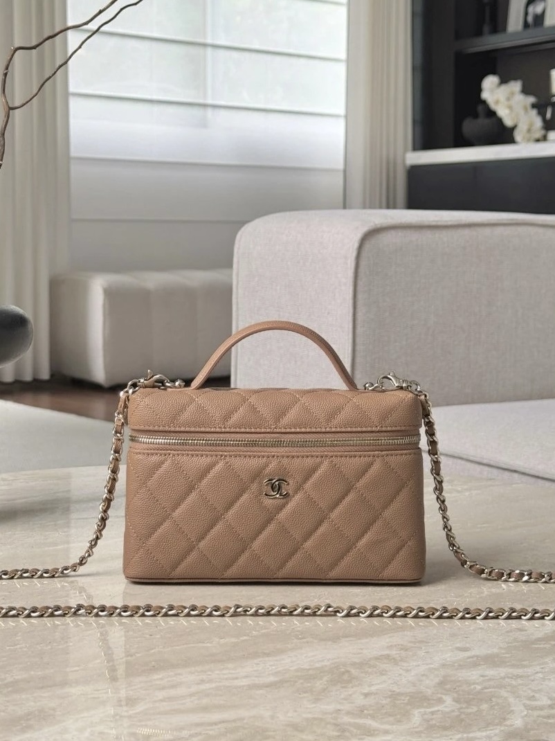 CHANEL 25P Vanity with chain – Grained calfskin - image 2