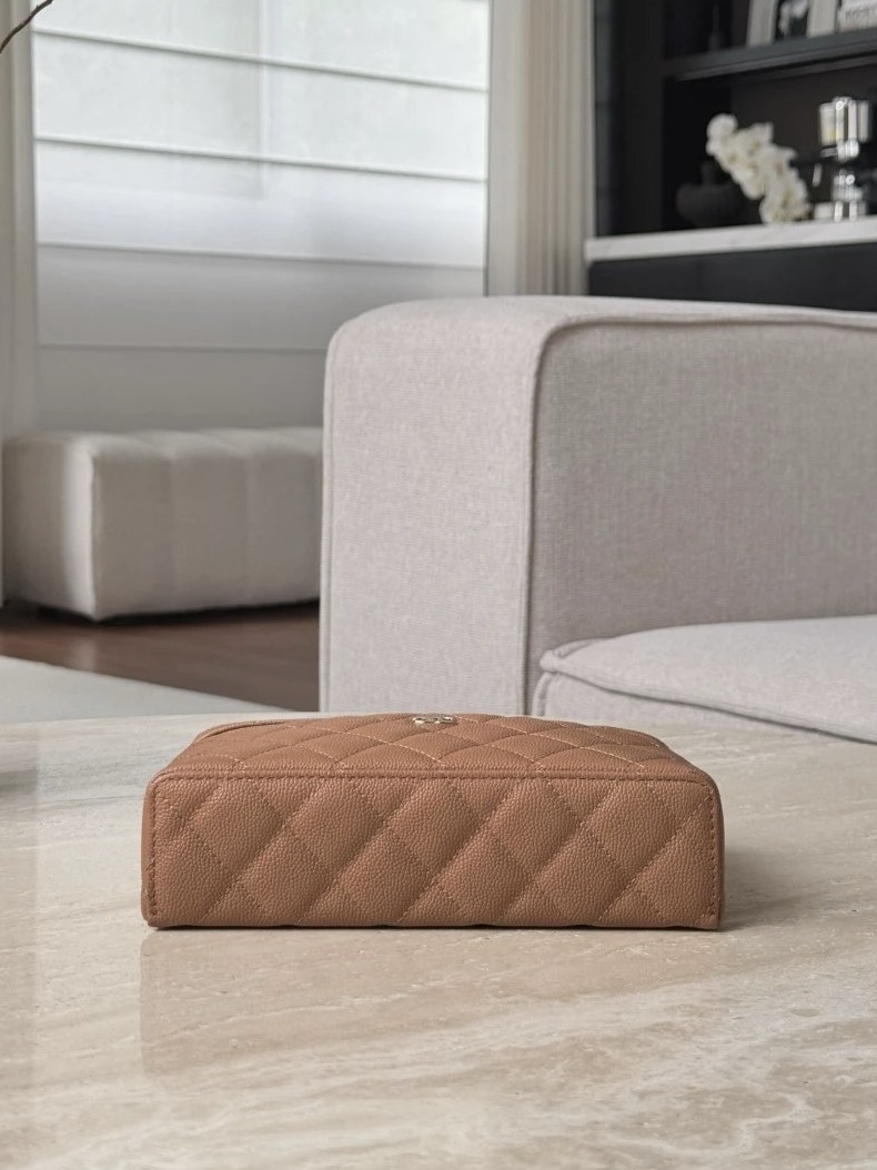 CHANEL 25P Vanity with chain – Grained calfskin - image 5