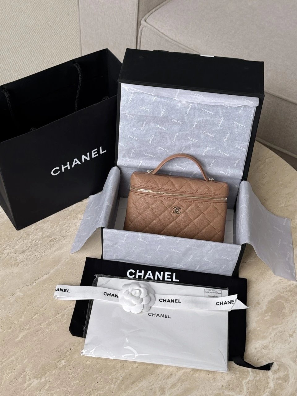 CHANEL 25P Vanity with chain – Grained calfskin - image 12