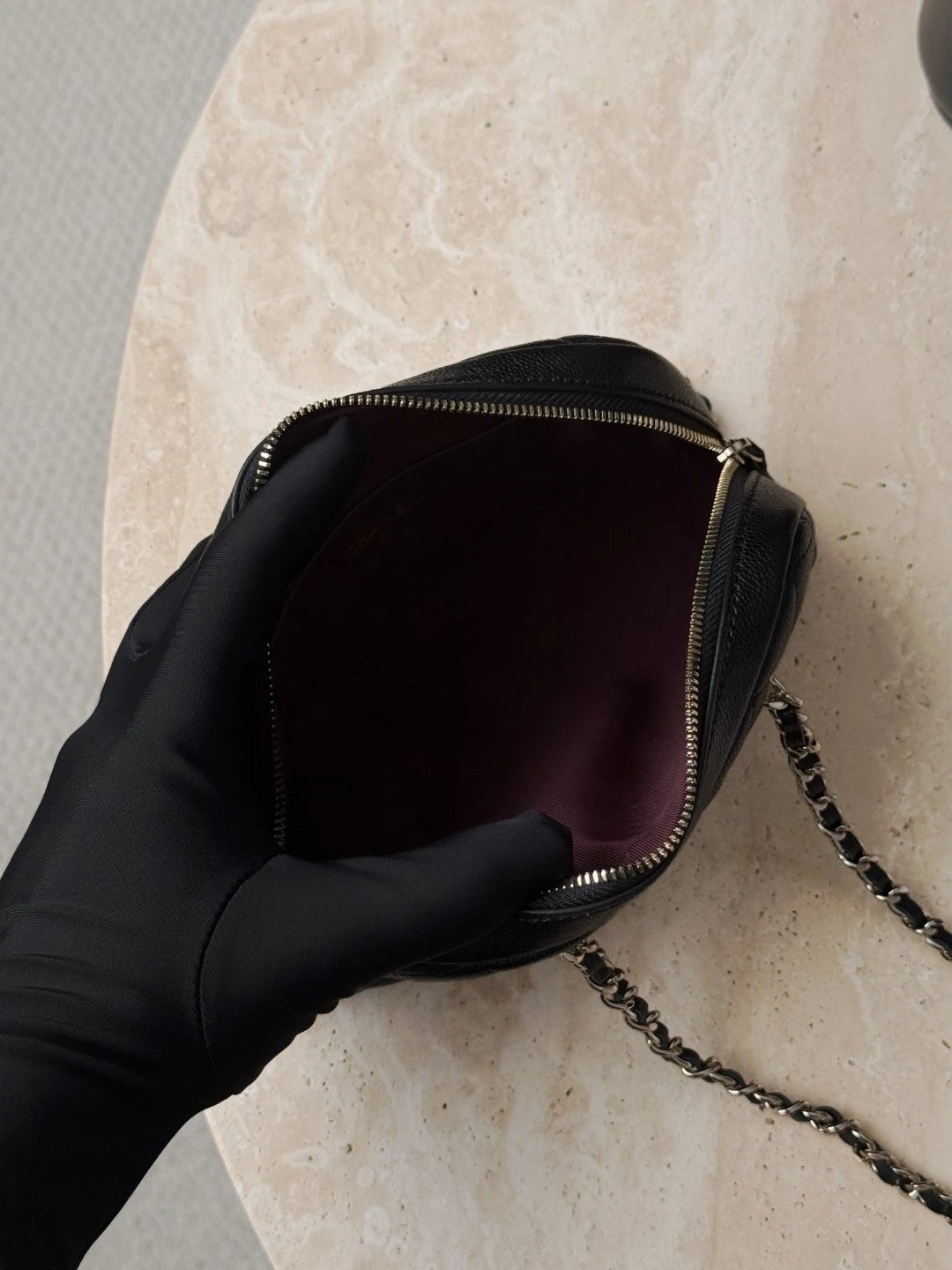 Chanel Clutch with chain Grained shiny calfskin - image 6