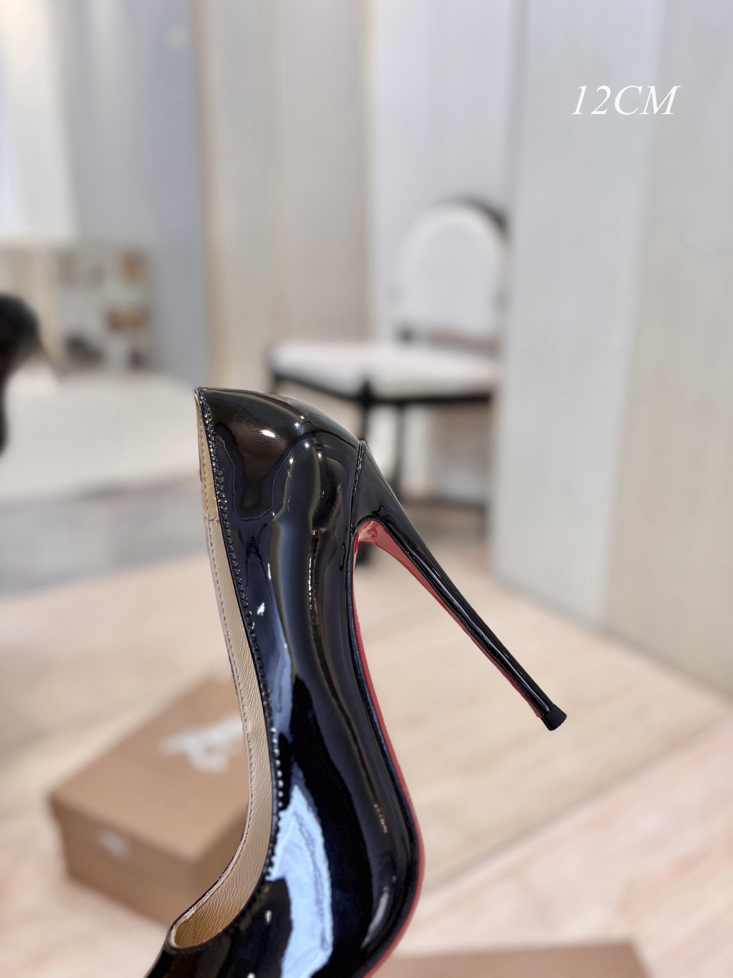 CL Patent Pigalle Follies 100 Pumps - image 8