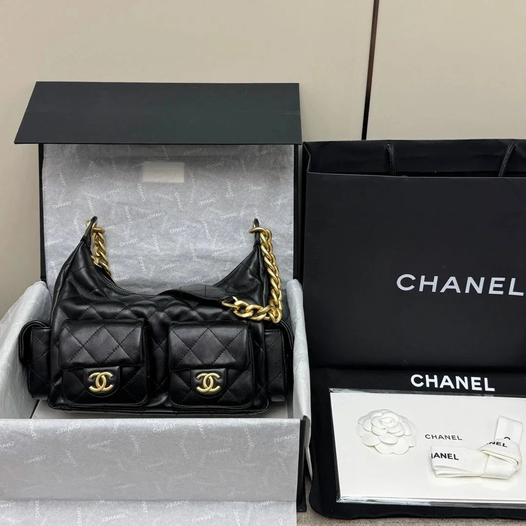 CHANEL 25C Small Hobo Bag Lambskin - image 8