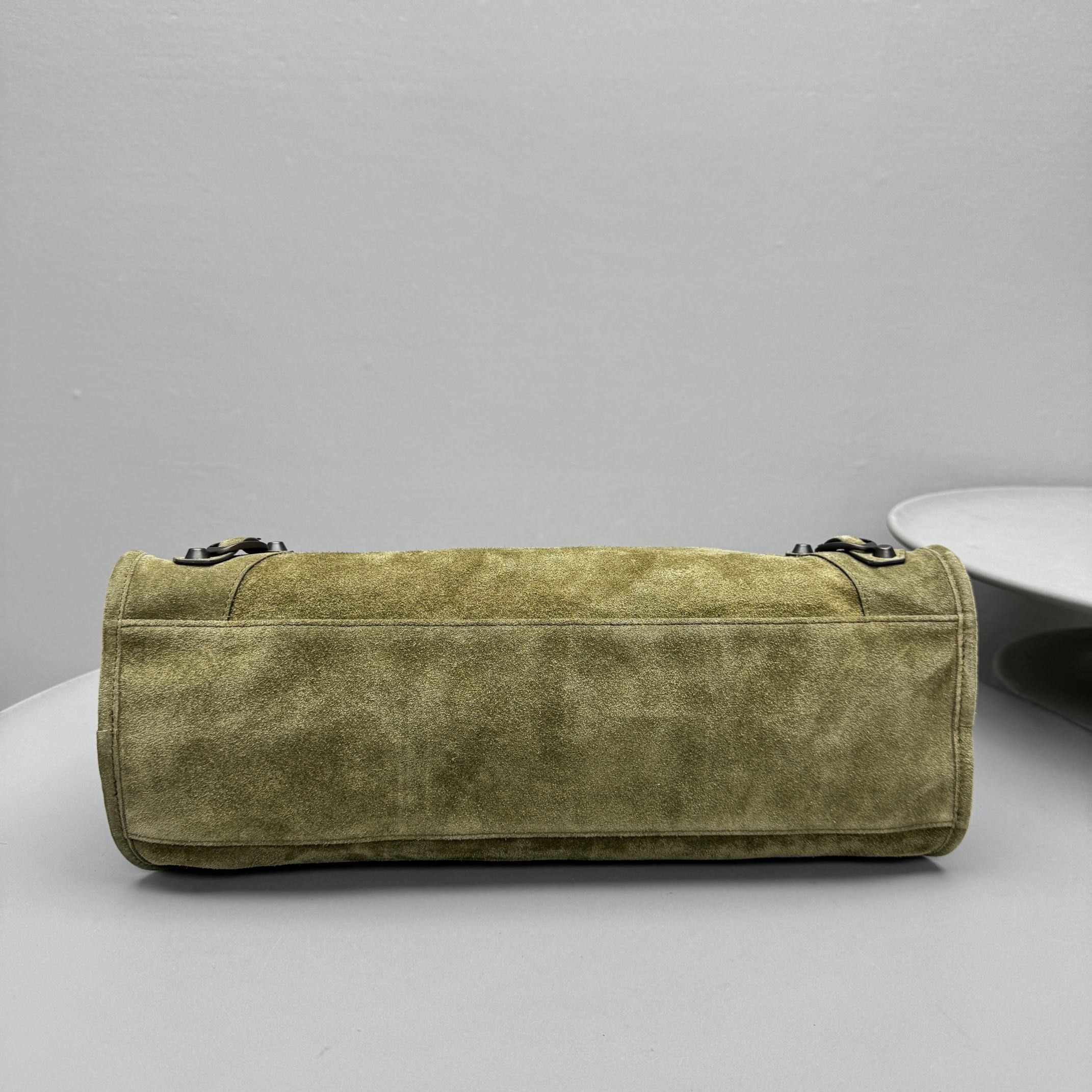 BALENCIAGA Women's Le City Bag - image 5