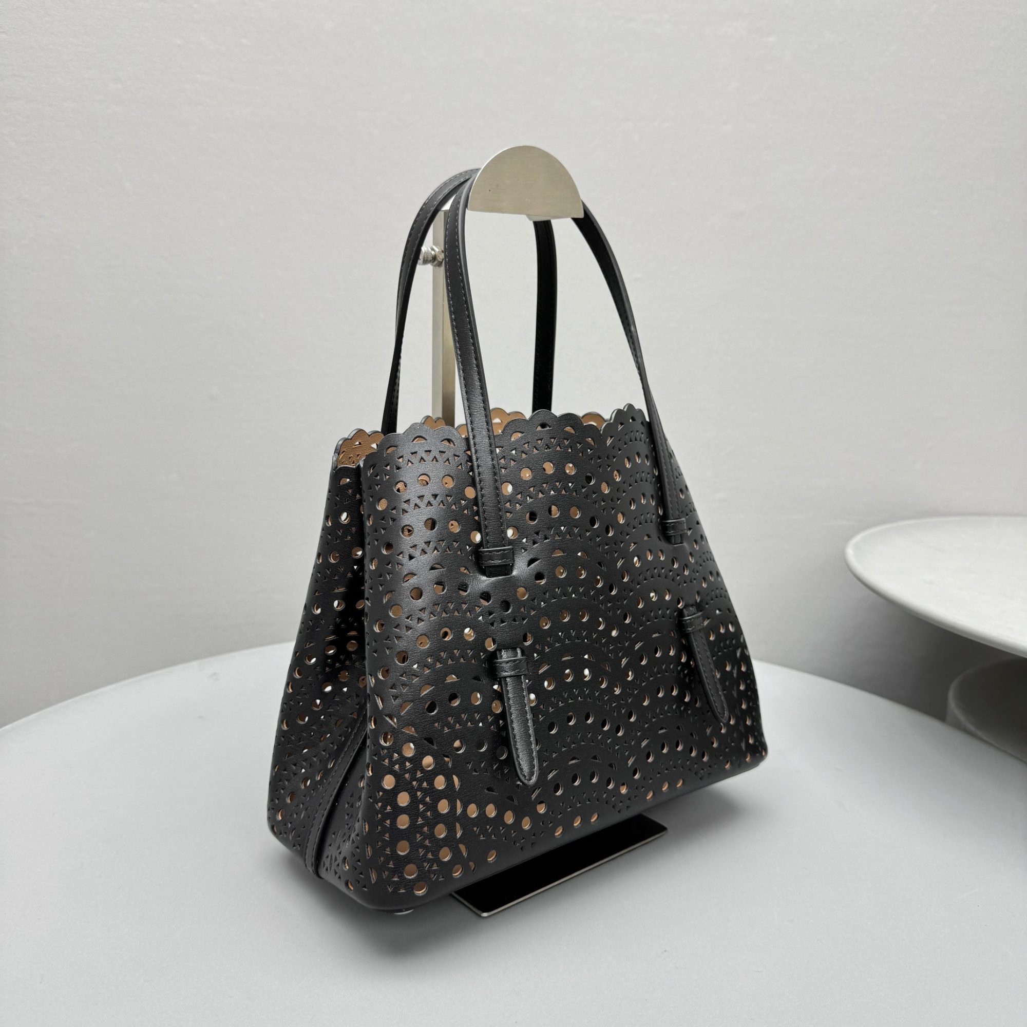ALAIA MINA 25 VIENNE WAVE GLOSSY CALF - image 3