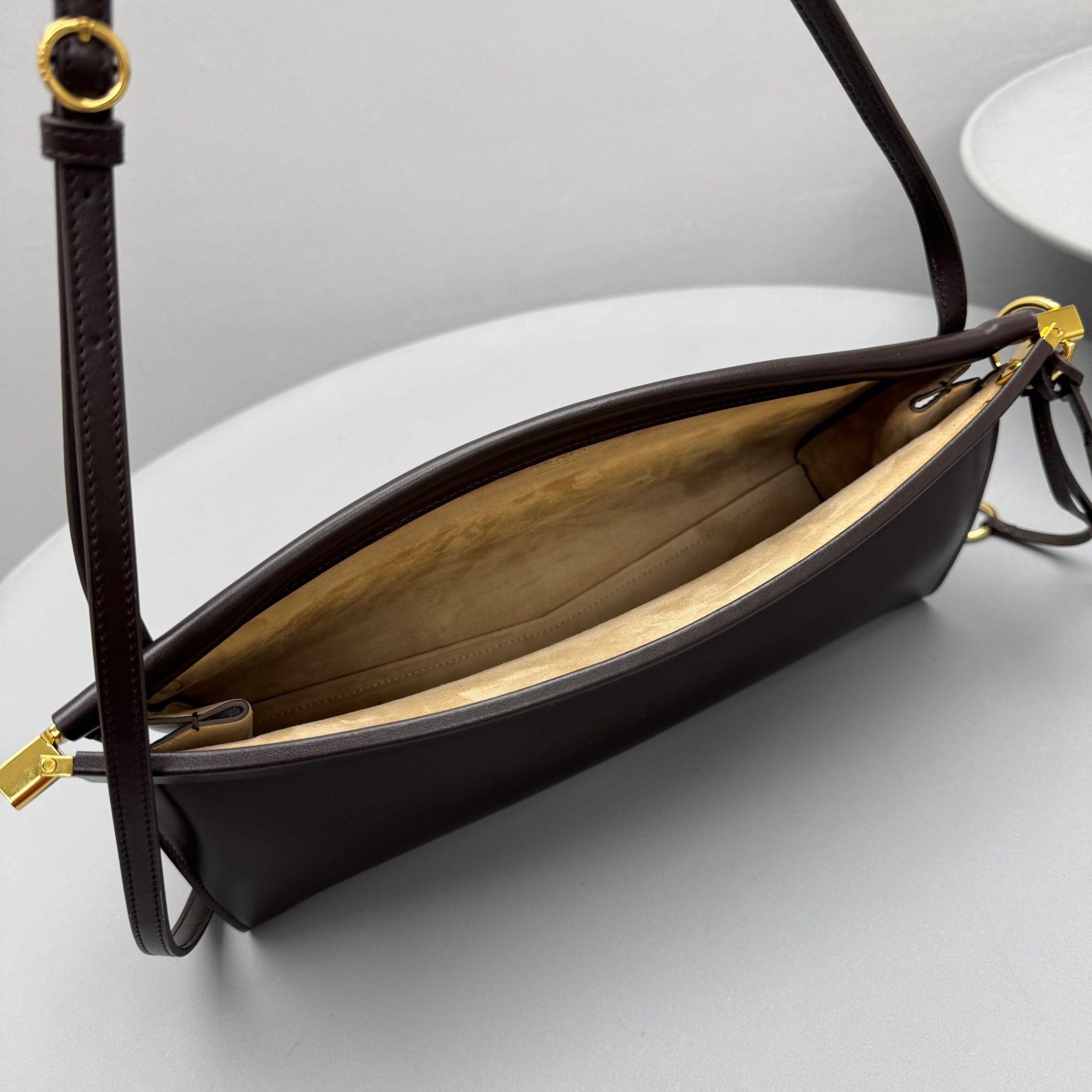 ALAIA Le Click Medium - image 6