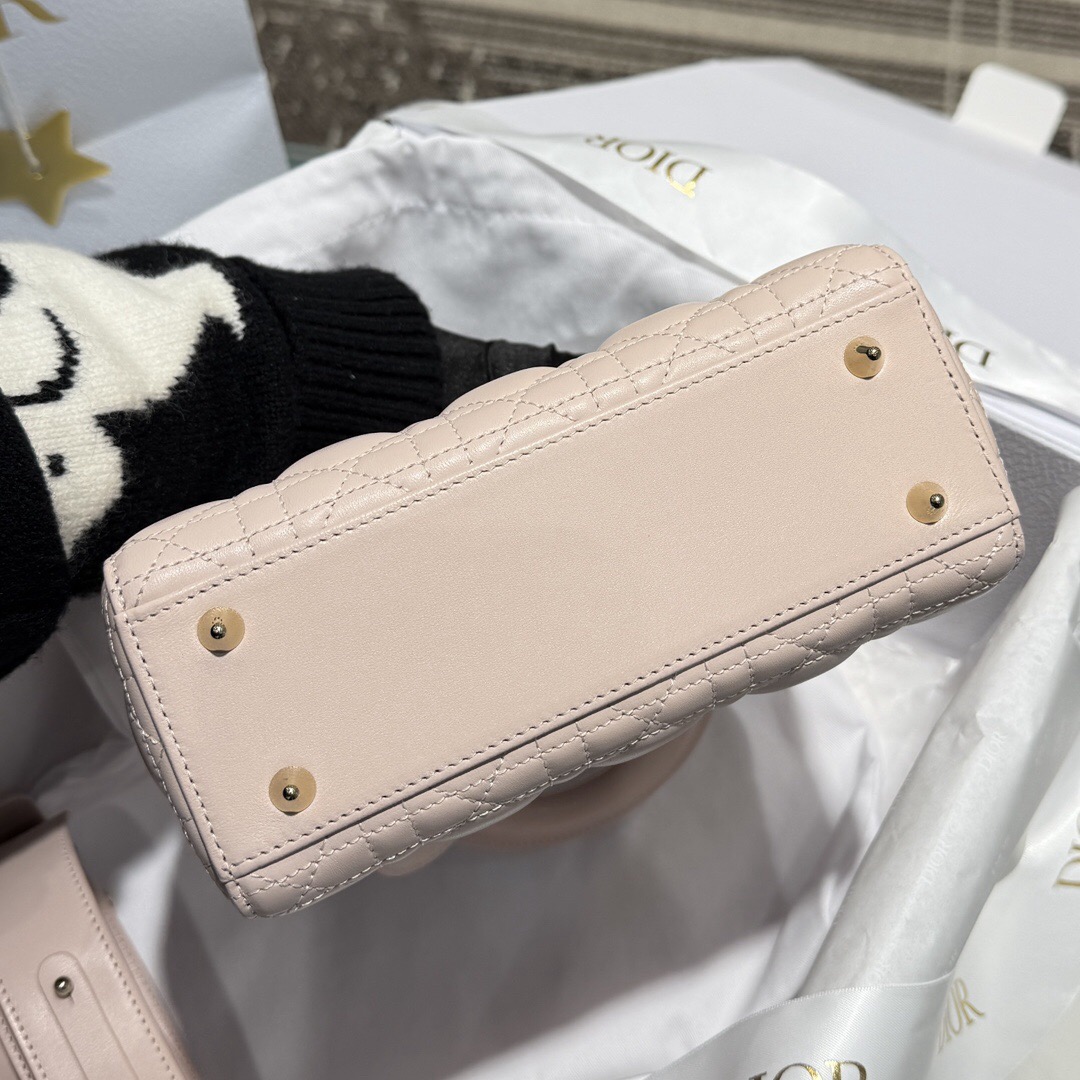 Small Lady Dior Bag Cannage Lambskin - image 5