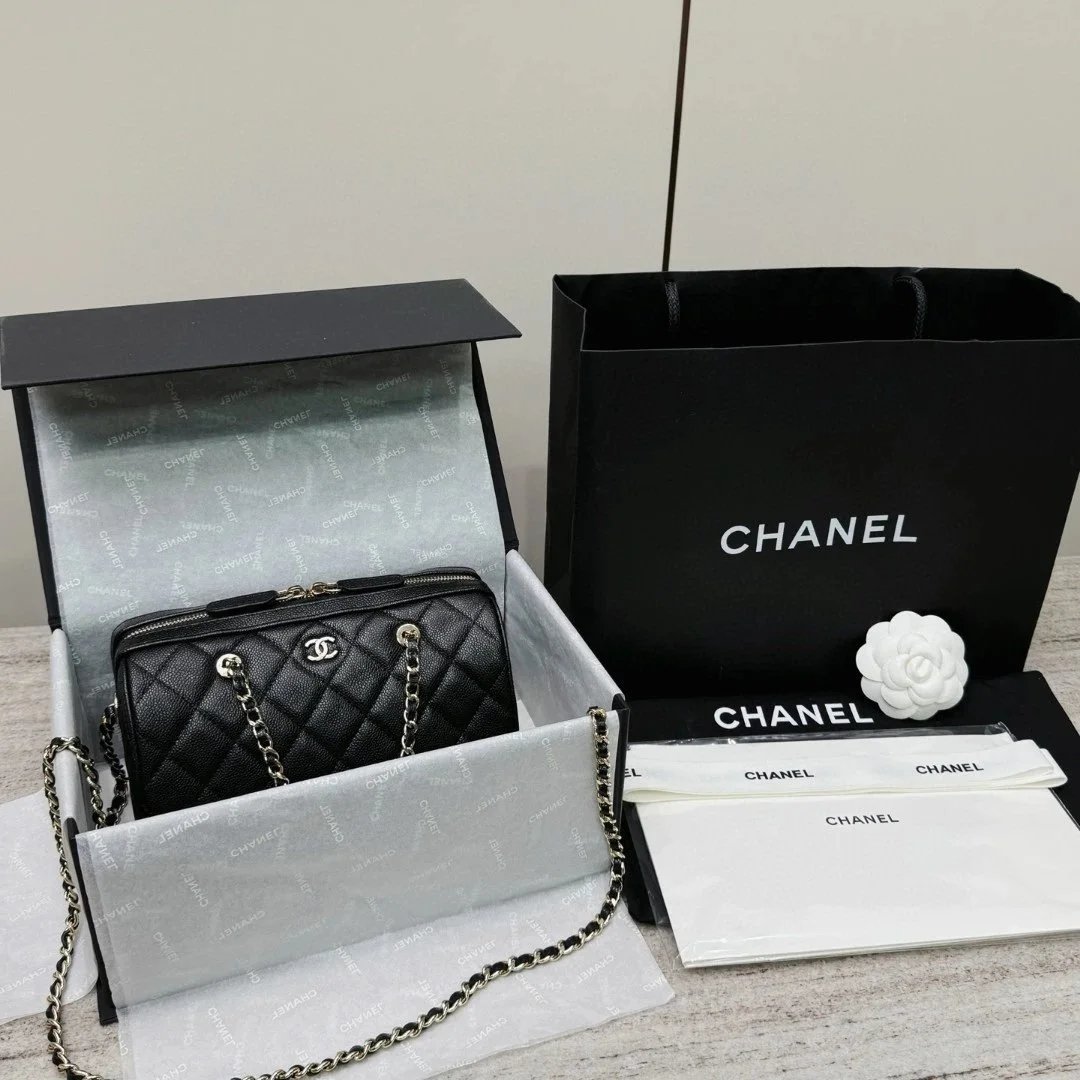 CHANEL 25P Caviar Leather Bowling Bag - image 11