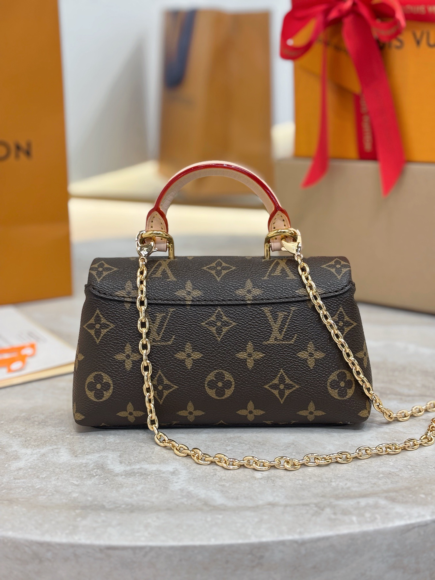 LV Nano Madeleine M28426 - image 3