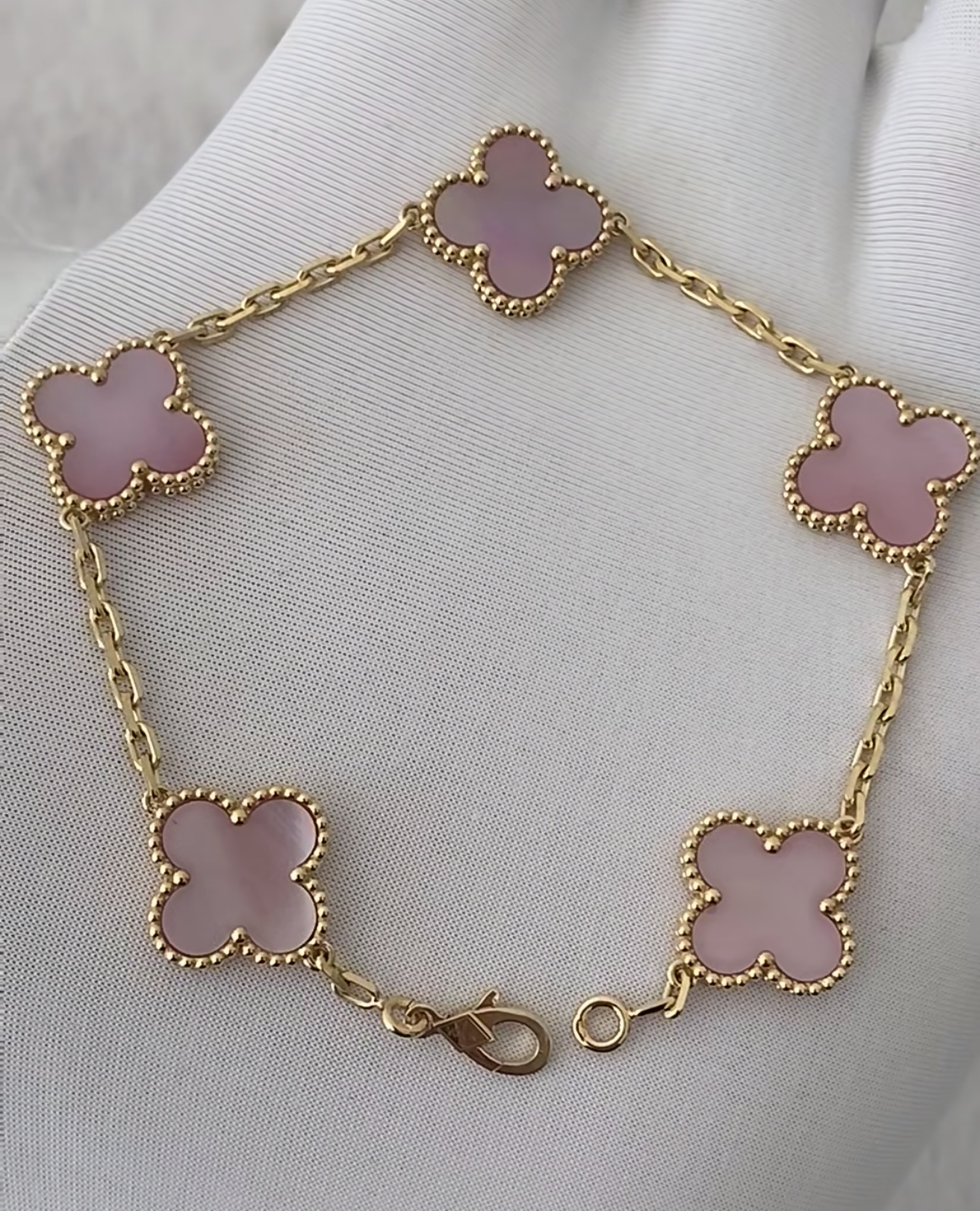VCA Vintage Alhambra pendant-Pink mother-of-pearl - image 2