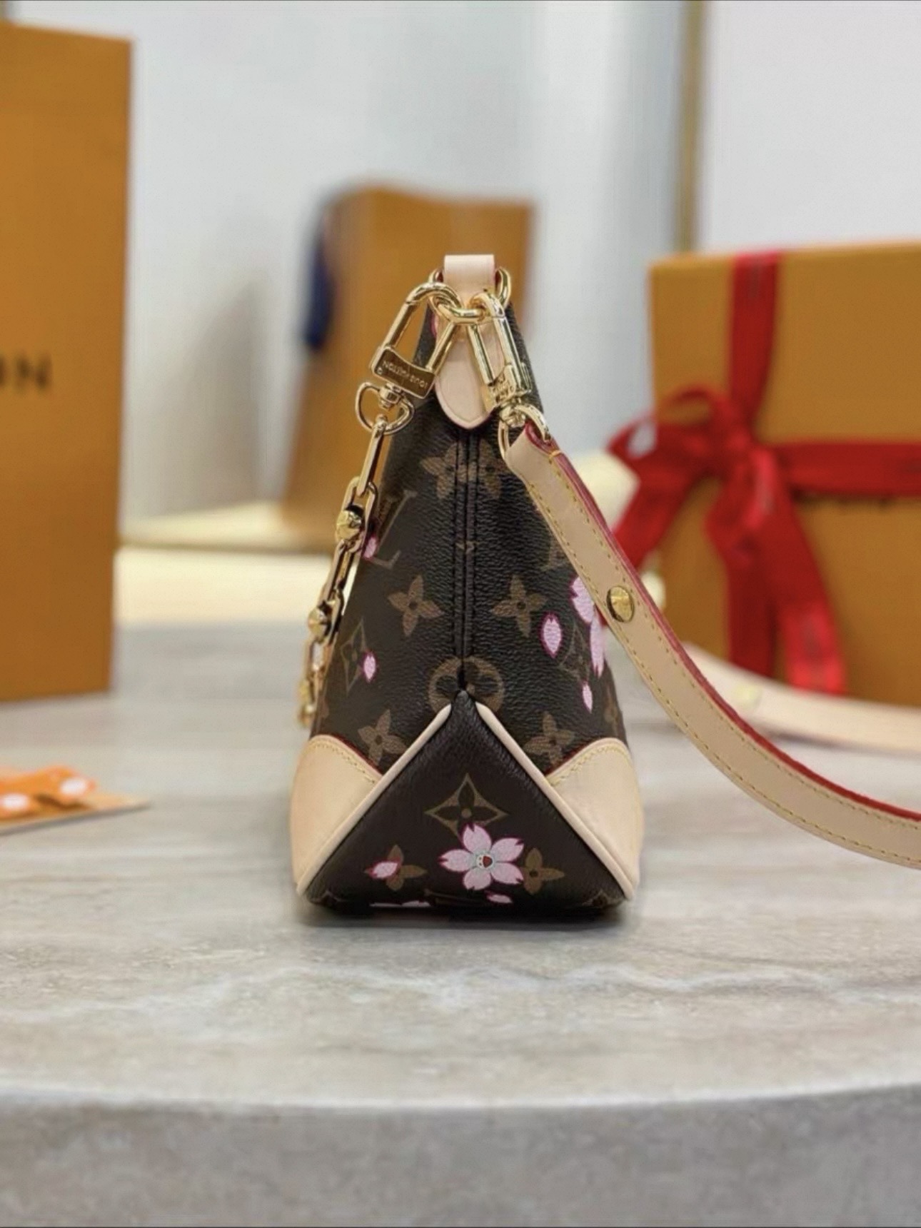 LV x TM Cherry Blossom Collection - image 3