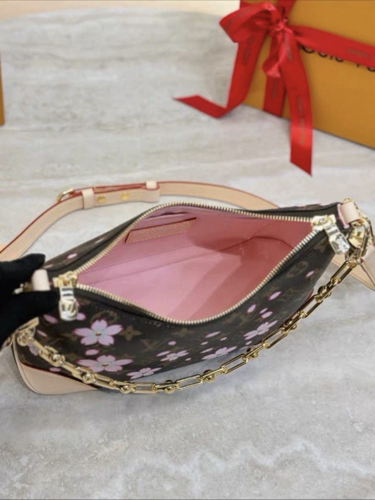 LV x TM Cherry Blossom Collection - image 7