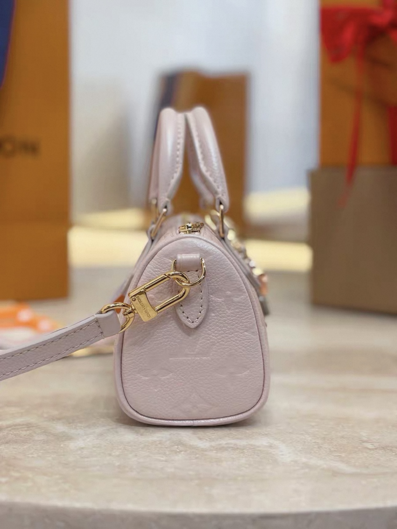 LV Nano Speedy M27107 - image 4