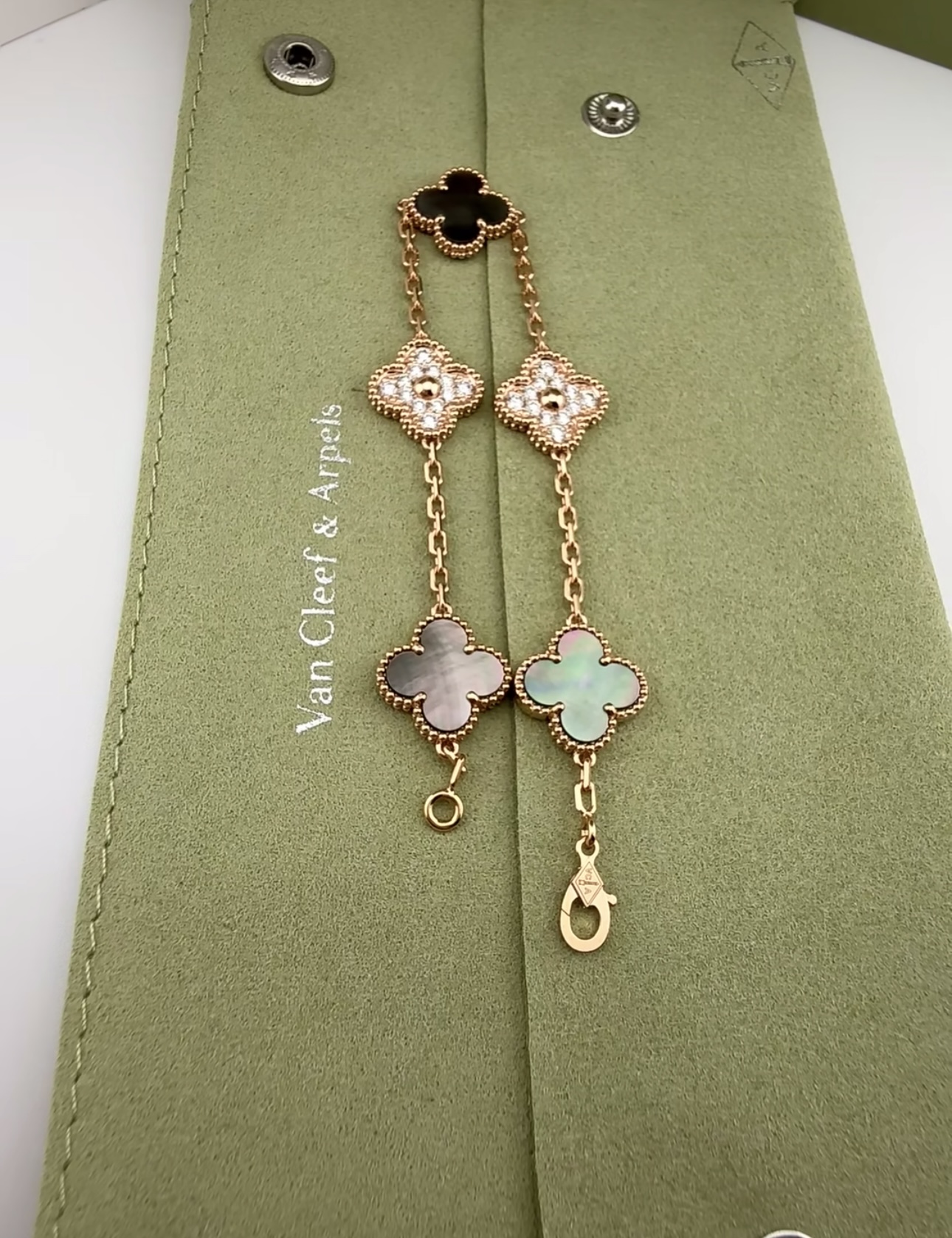 VCA Vintage Alhambra pendant- Grey mother-of-pearl - image 3