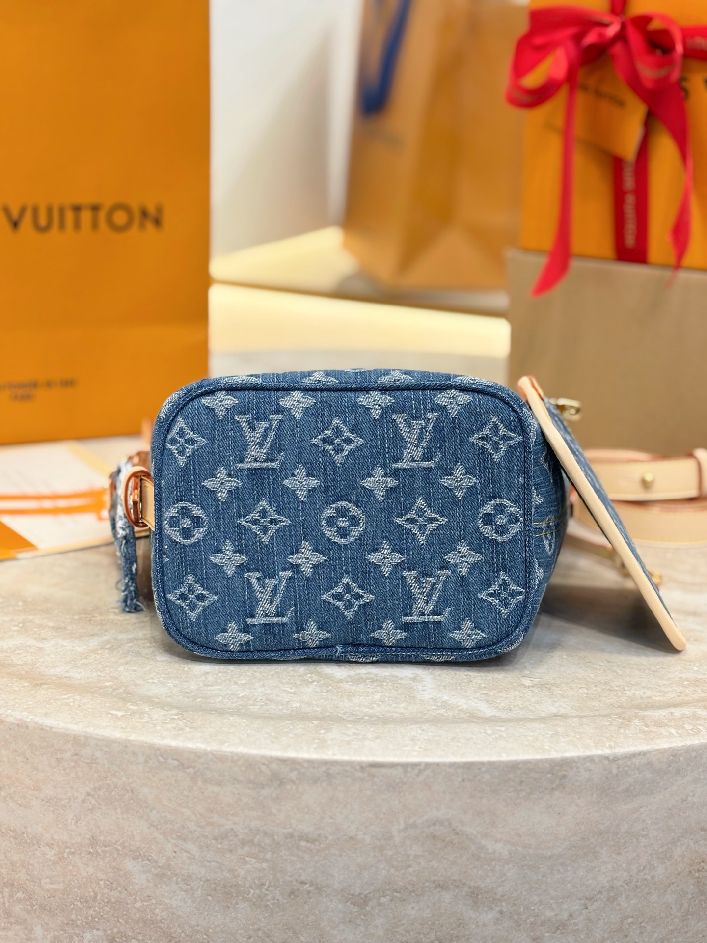 LV All in BB Denim M28107 - image 5