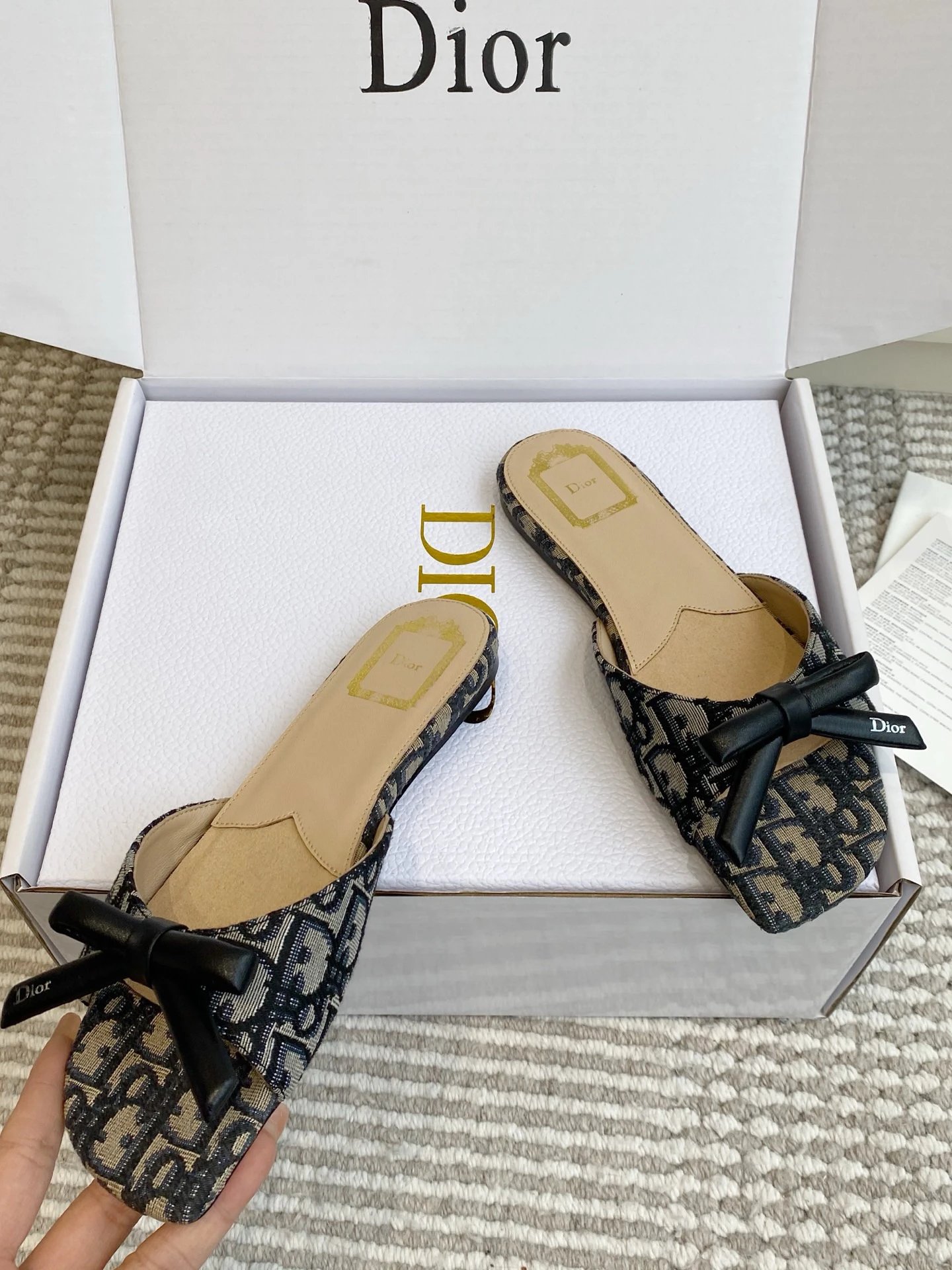 DIOR Bow Slide Deep Blue Dior Oblique Embroidered Cotton - image 4
