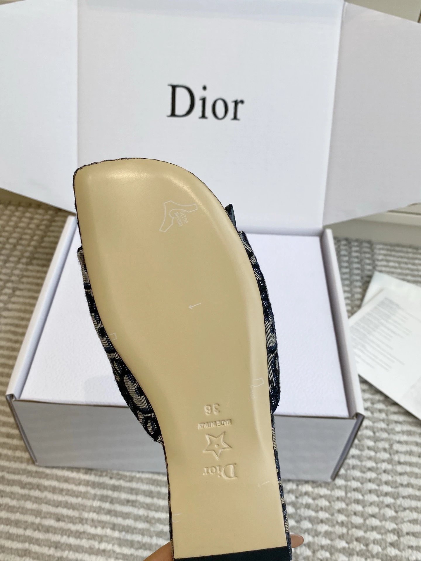 DIOR Bow Slide Deep Blue Dior Oblique Embroidered Cotton - image 7