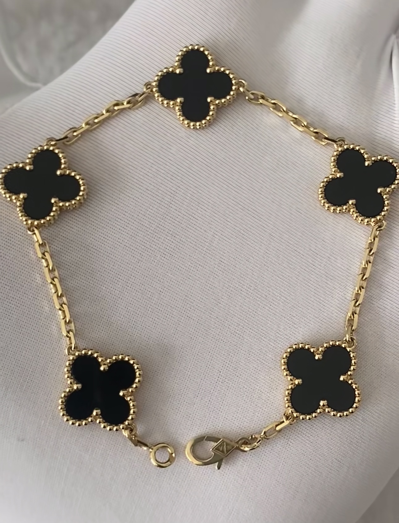 VCA Vintage Alhambra pendant- Black Agate - image 2