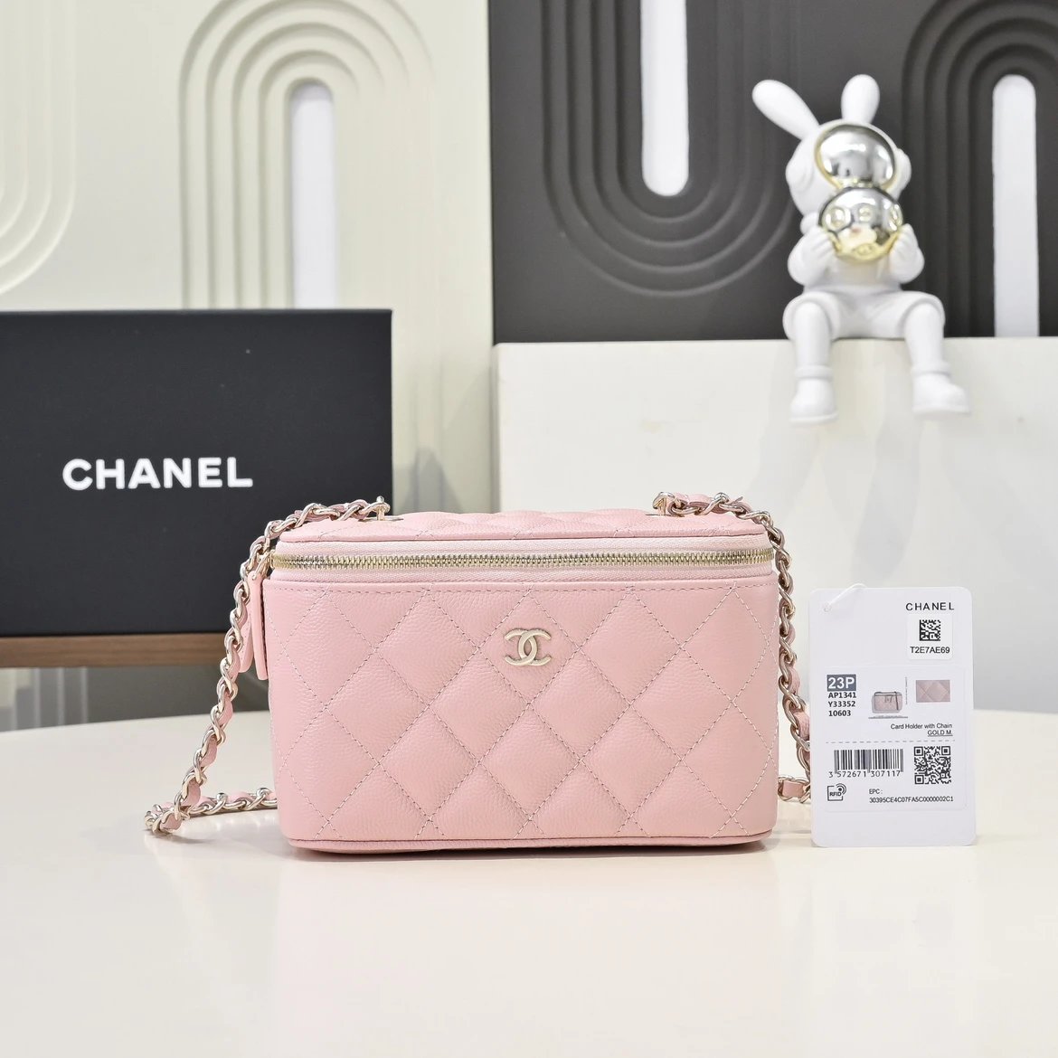 CHANEL Vanity Bag Pink Calfskin - image 2