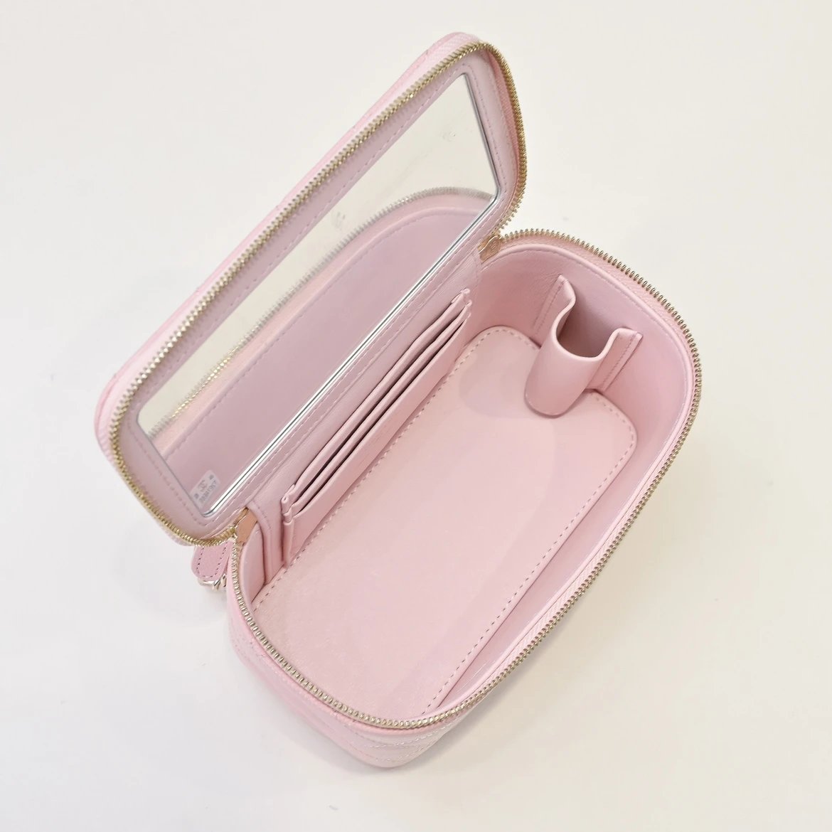CHANEL Vanity Bag Pink Calfskin - image 6