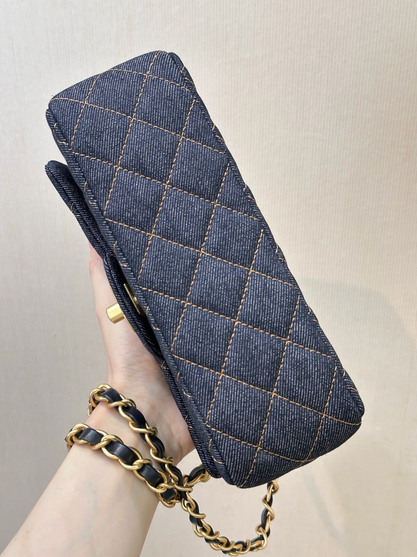 CHANEL MINI CLASSIC HANDBAG Denim Dark Blue - image 5