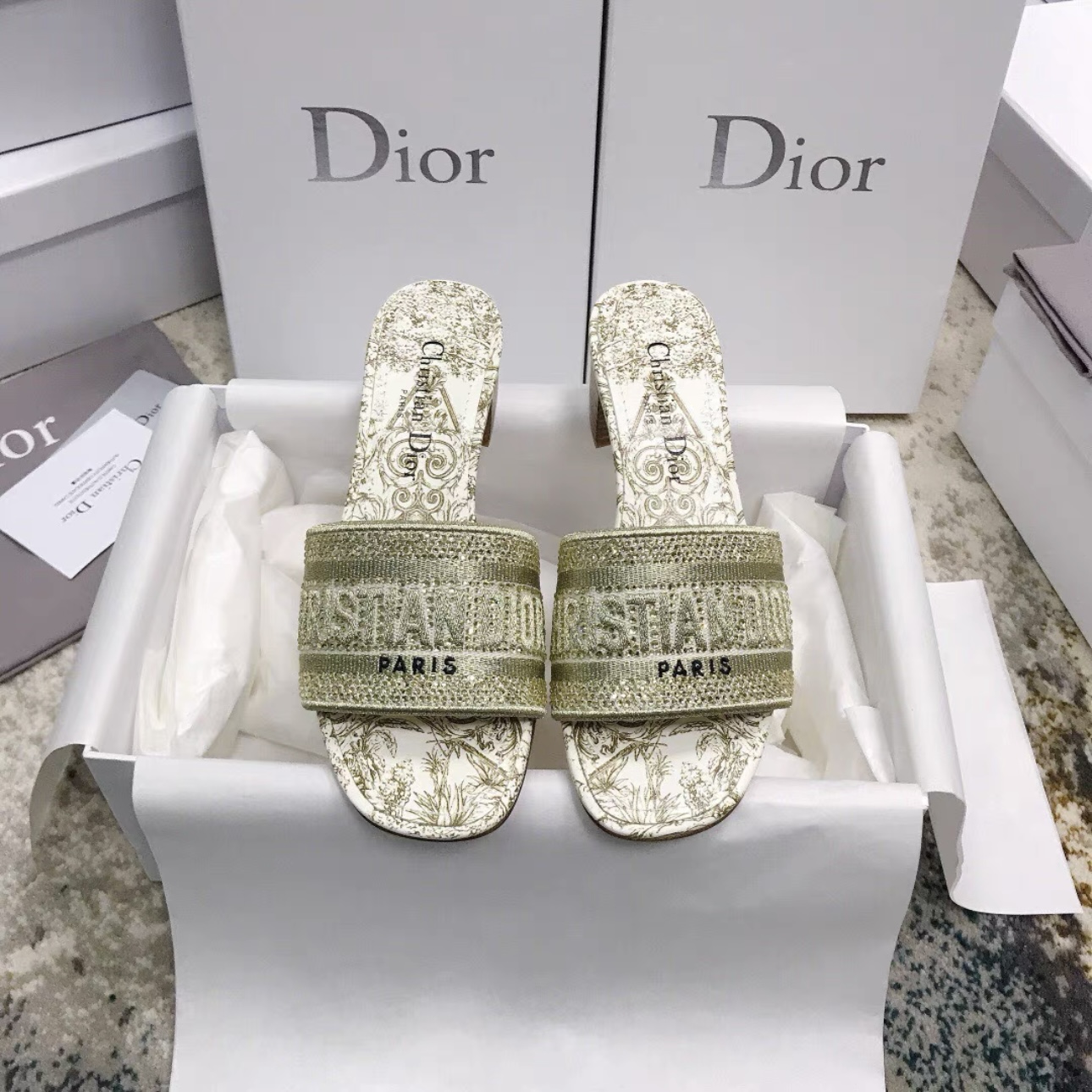DIOR lady silppers - image 2