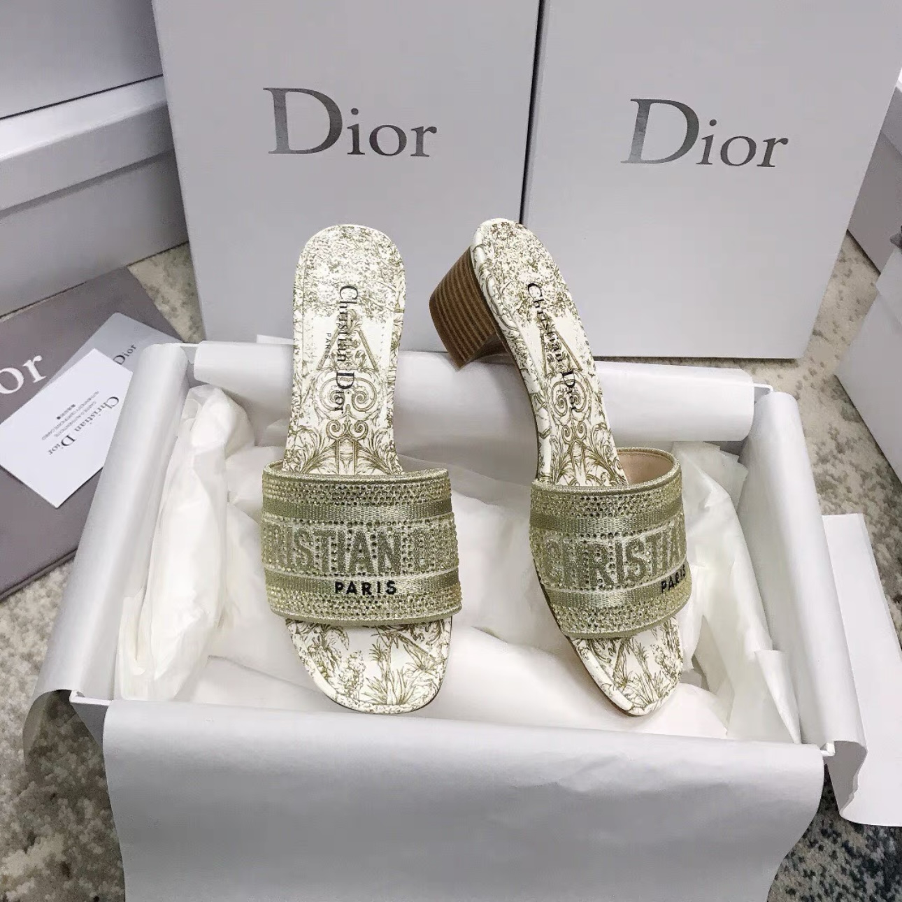 DIOR lady silppers - image 5