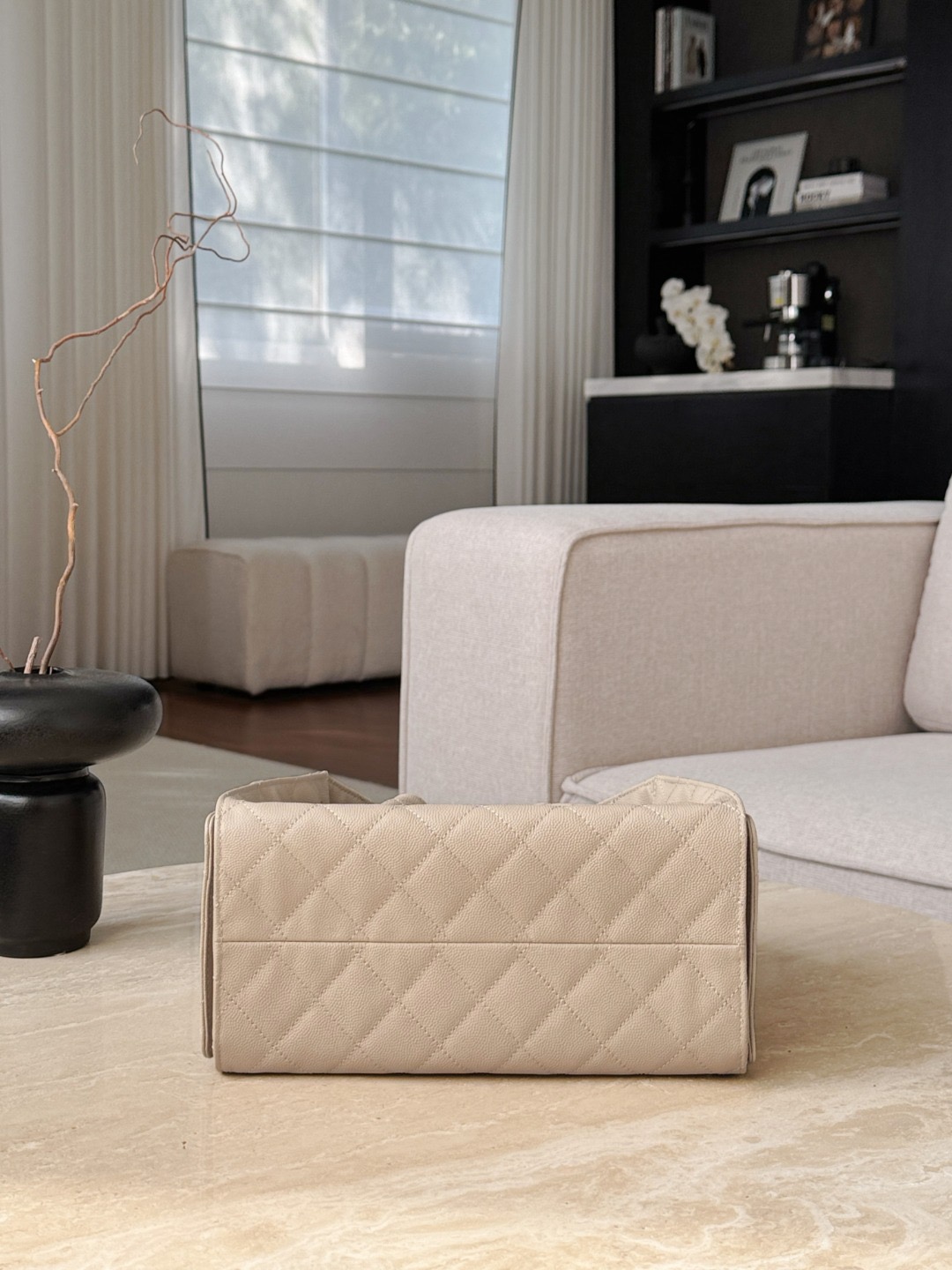 CHANEL 25A Hobo Bag Caviar leather In Beige - image 5