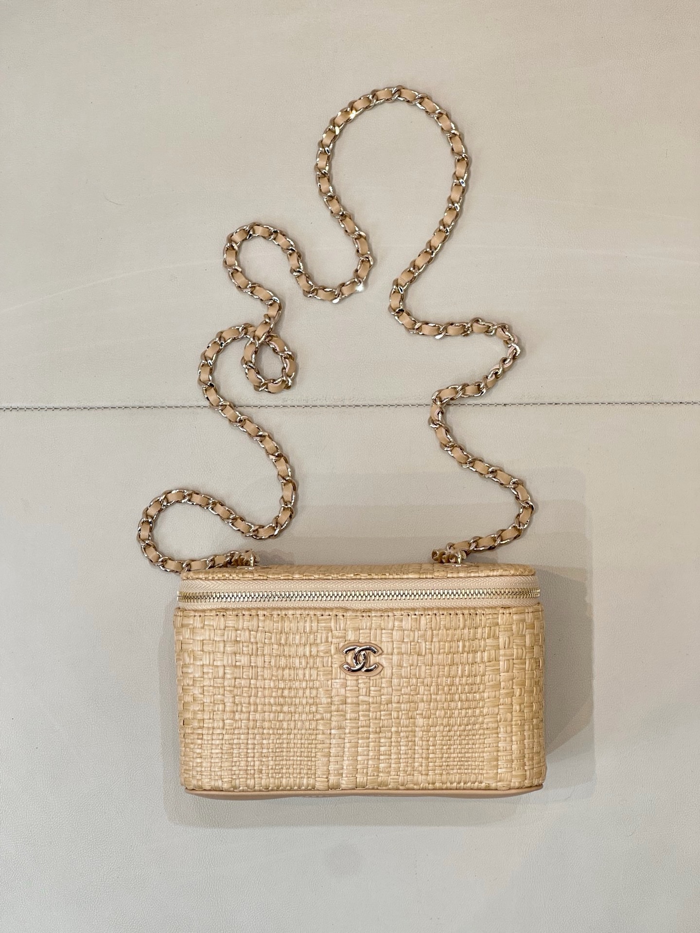 CHANEL CLASSIC LONG VANITY WITH CHAIN Braided Raffia - image 2