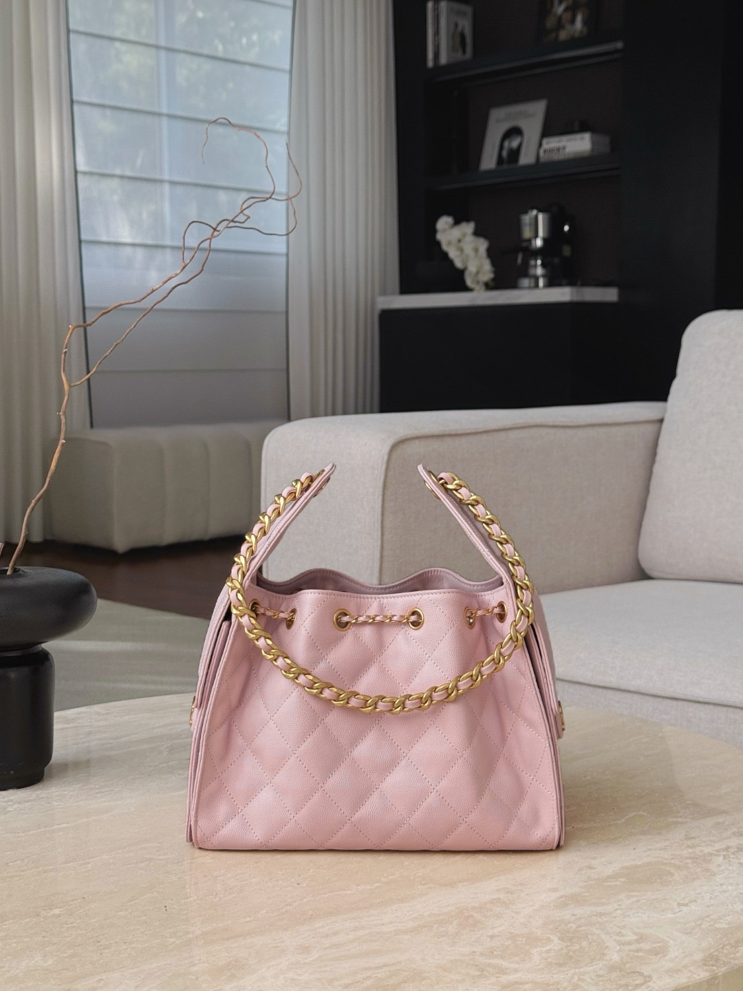 CHANEL 25A Hobo Bag Caviar leather In Light Pink - image 4