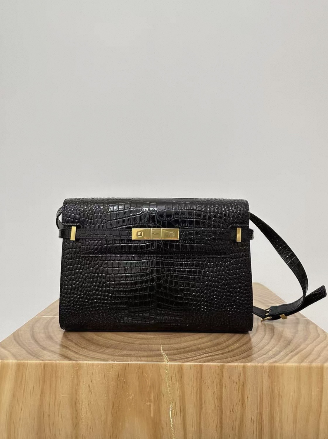 YSL Manhattan - image 2