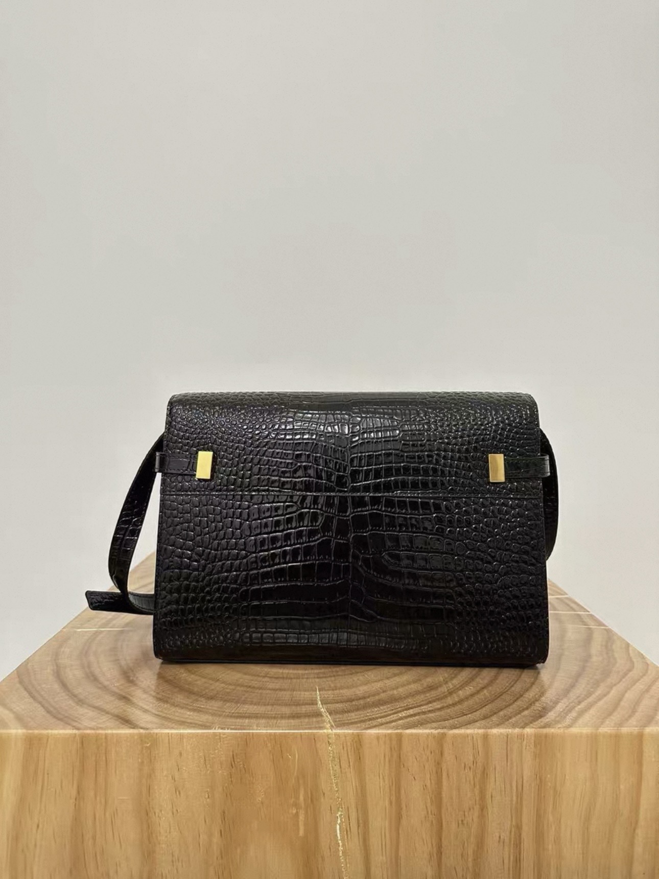YSL Manhattan - image 4