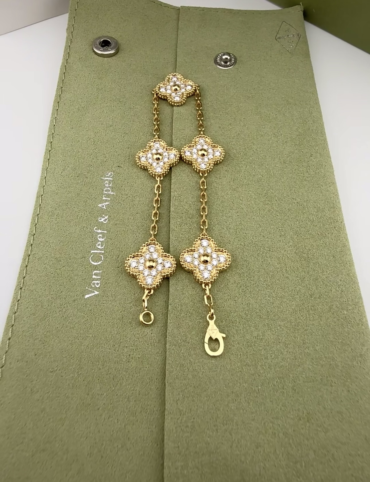 VCA Vintage Alhambra pendant- Full Diamonds - image 2