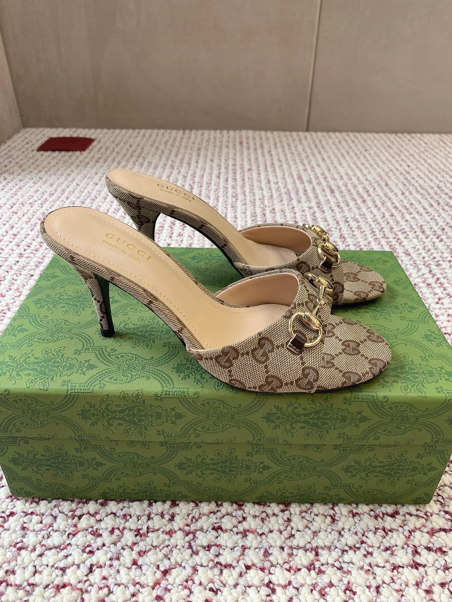 GUCCI Women’s slide sandal with Horsebit beige and brown GG canvas - image 3