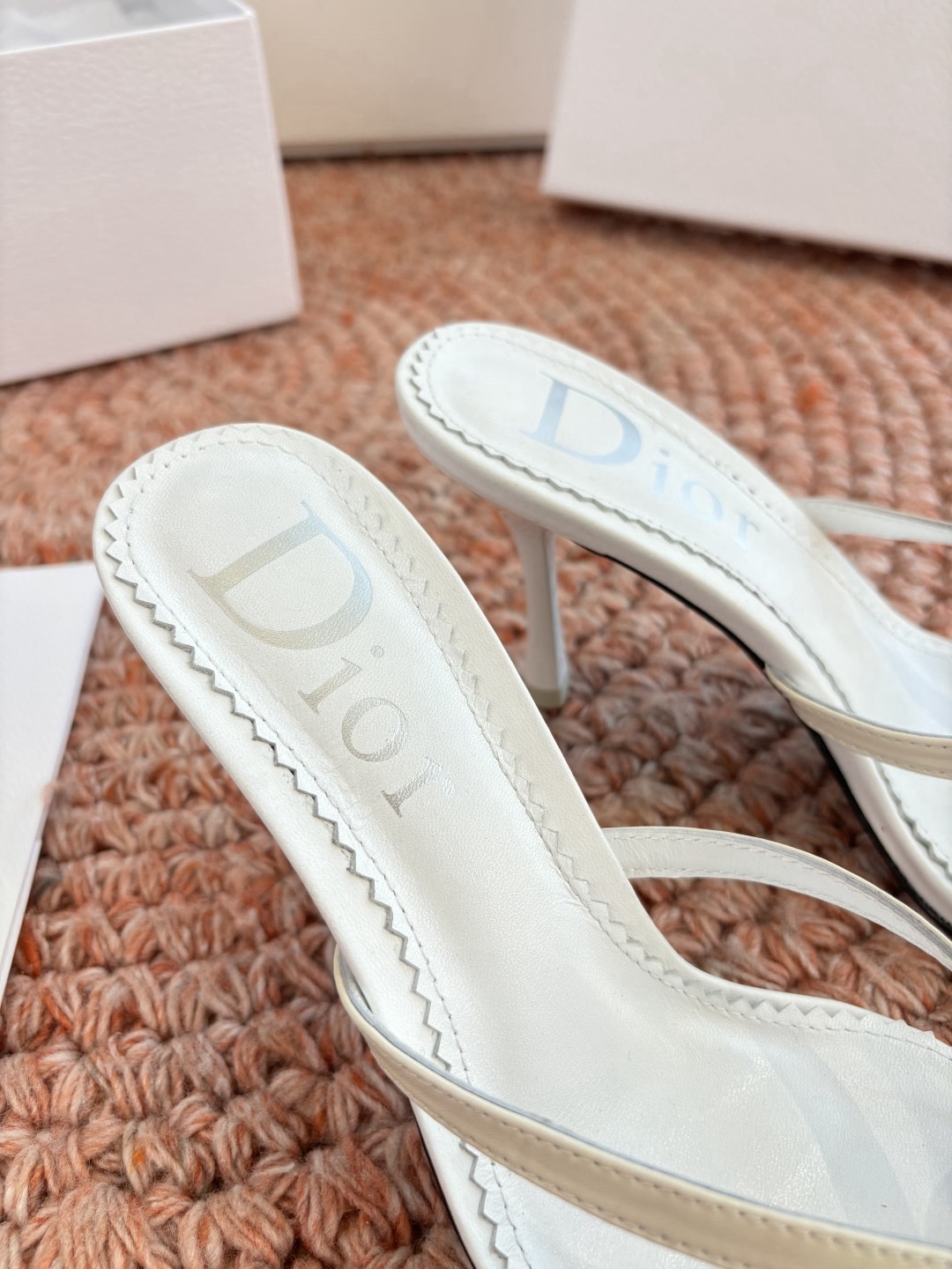 DIOR vintage christian dior 2000s white 'd' bow heels - image 7