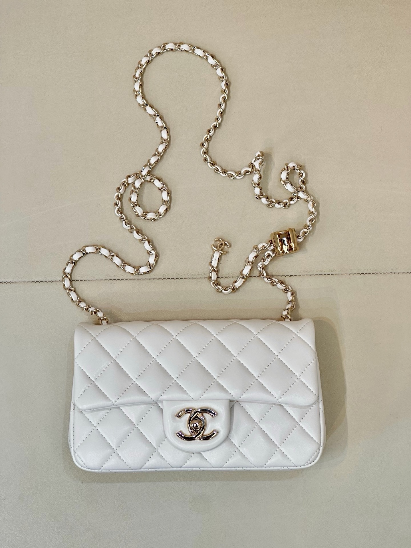 CHANEL Flap Bag MINI Lambskin White with Champagne Gold Hardware - image 2