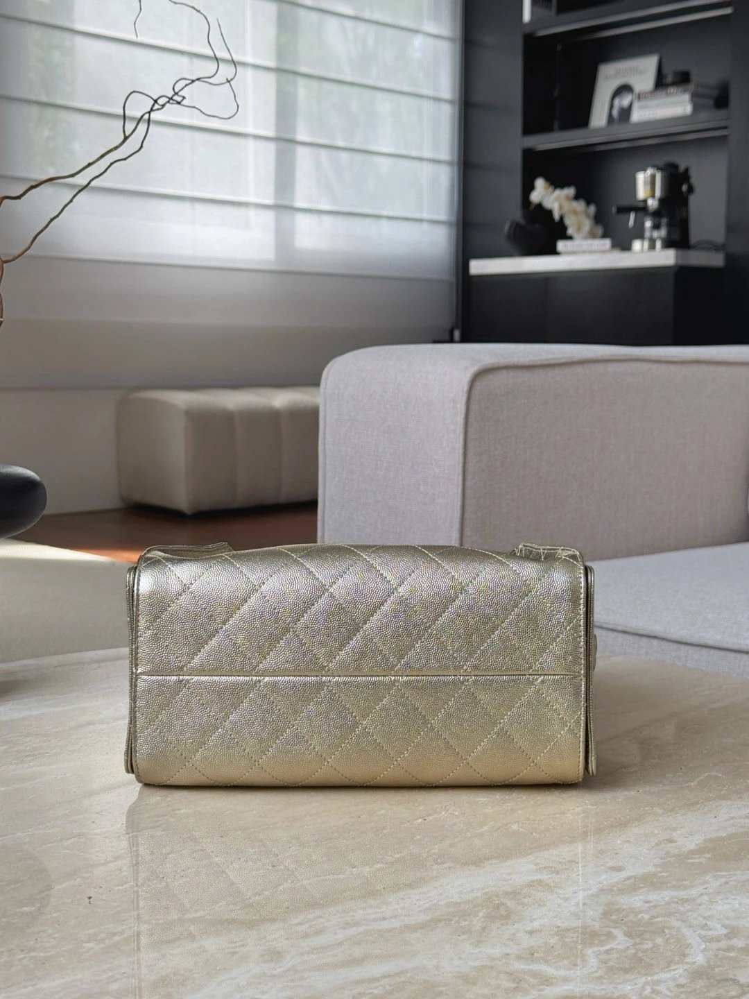 CHANEL 26C 25Bag Caviar leather In Metallic Champagne Gold - image 5