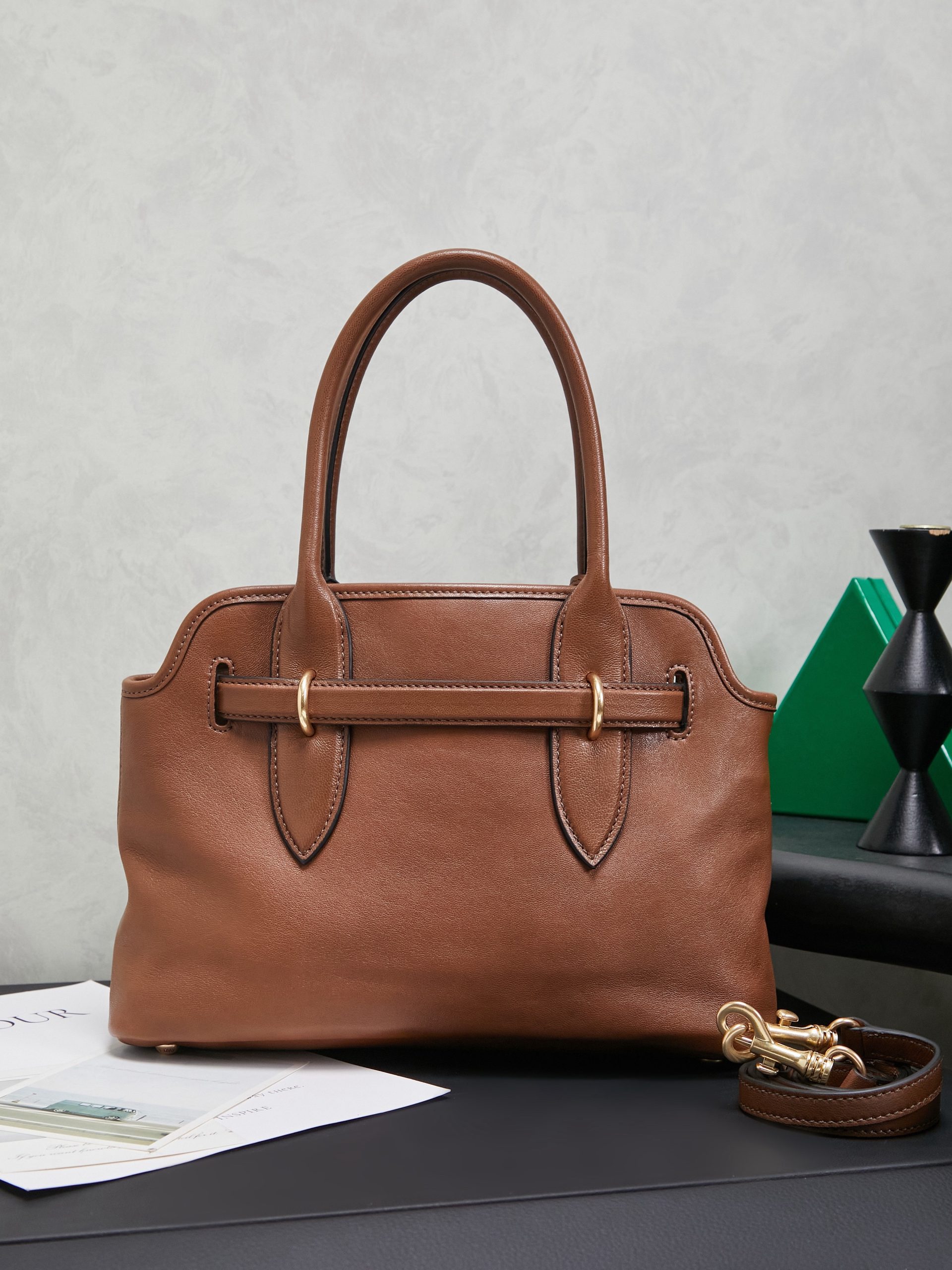 MIUMIU FROM THE RUNWAY Aventure nappa leather top-handle bag Medium - image 3