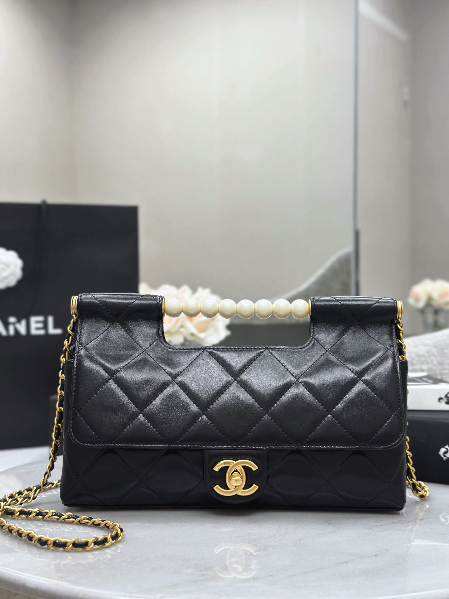 CHANEL 25P Pearl handle chain flap bag - image 2