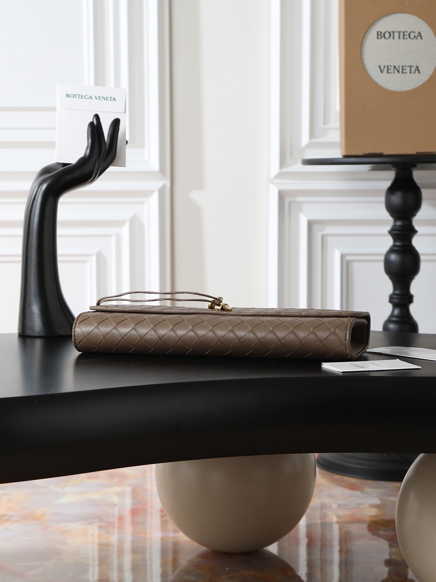 BV Andiamo Clutch - image 5
