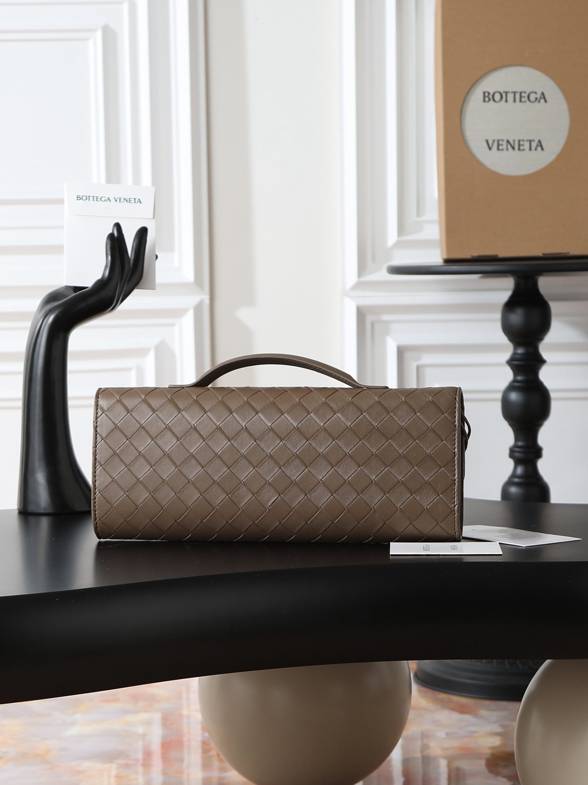 BV Andiamo Clutch - image 3