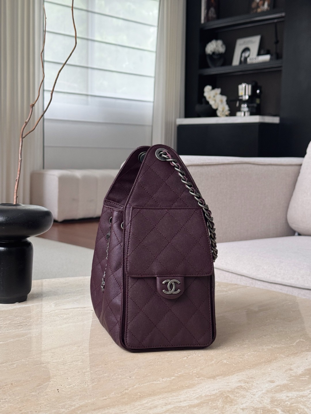 CHANEL 25 Hobo Bag Caflskin Dark Burgundy With Charcoal Color Hardware - image 4