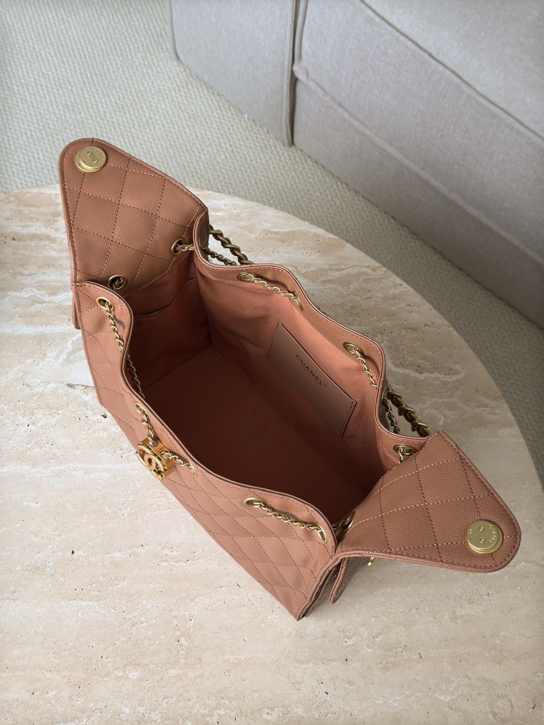 CHANEL 25Bag Caviar leather In Caramel - image 6