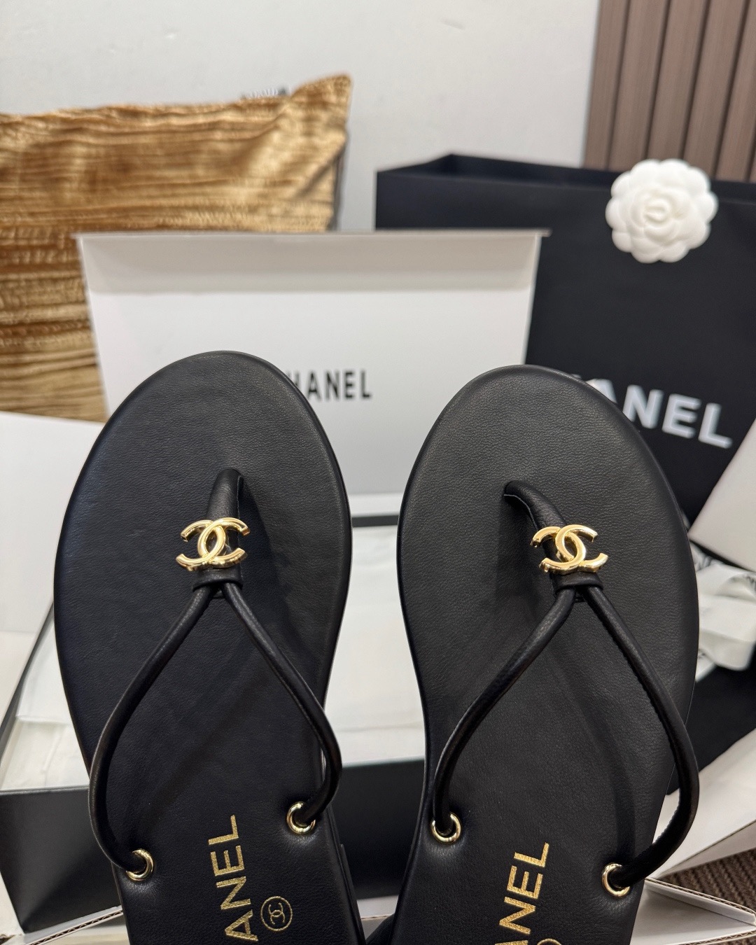 CHANEL Leather flip flops - image 4
