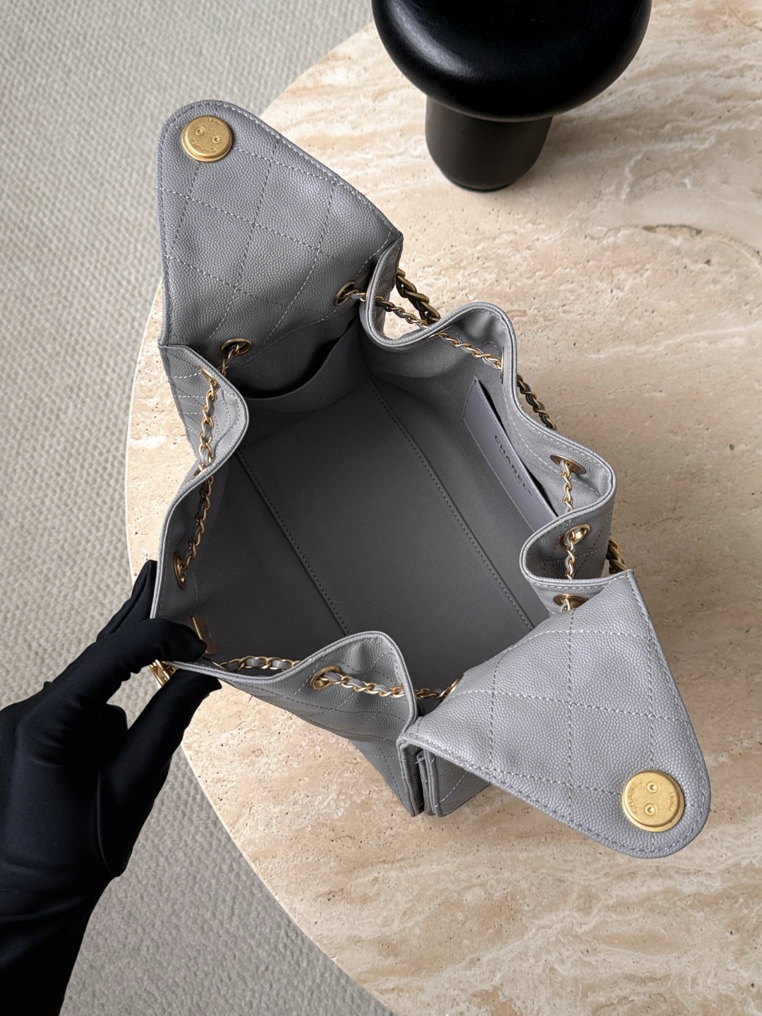 CHANEL 25Bag Caviar leather In Grey - image 6