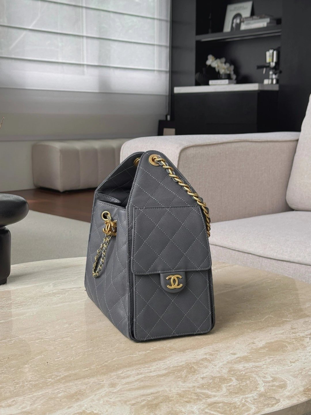 CHANEL 25Bag Caviar leather In Dark Grey - image 4