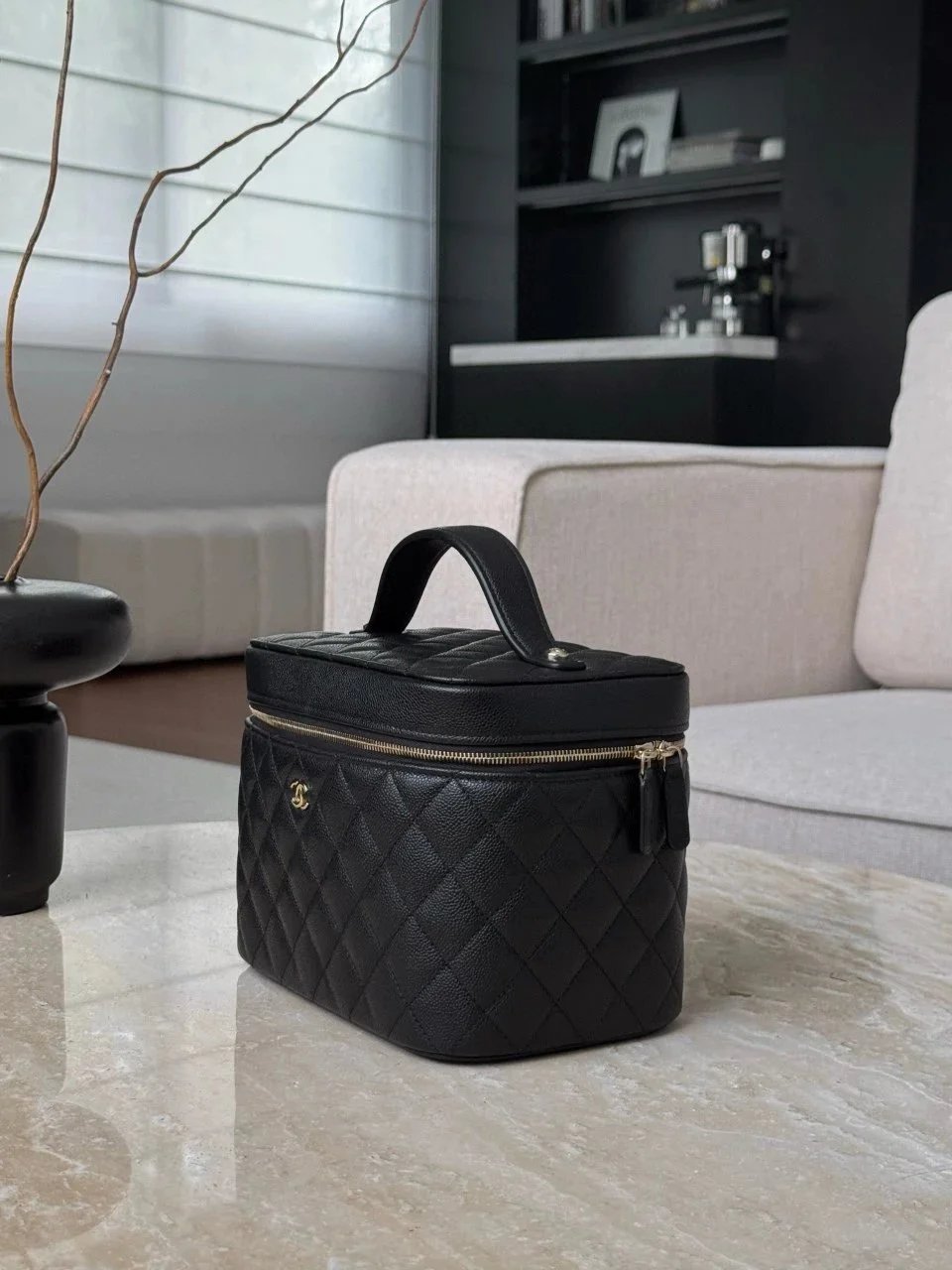 CHANEL 22S Vanity Bag - image 4