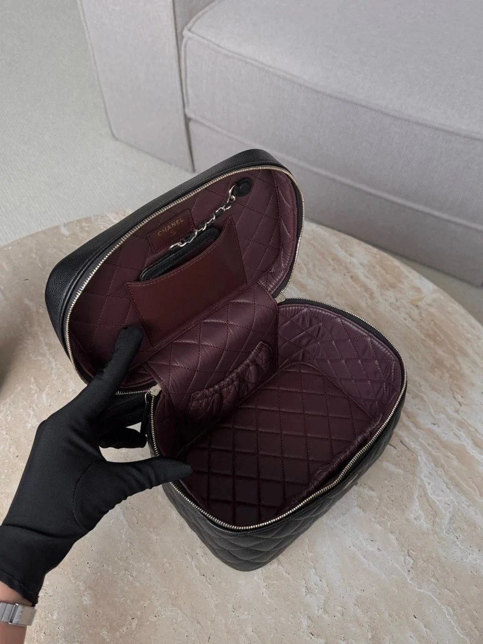 CHANEL 22S Vanity Bag - image 6