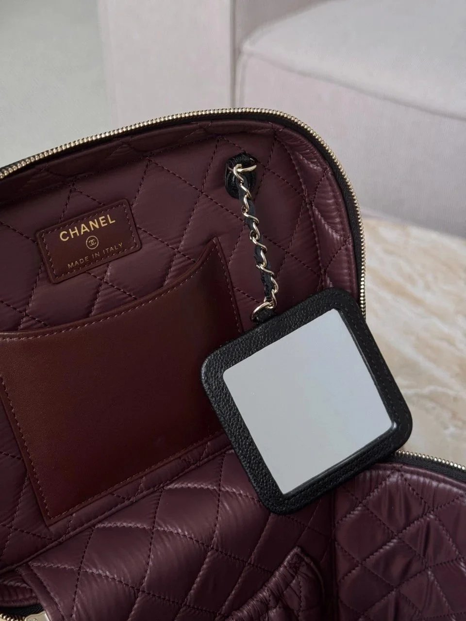 CHANEL 22S Vanity Bag - image 7